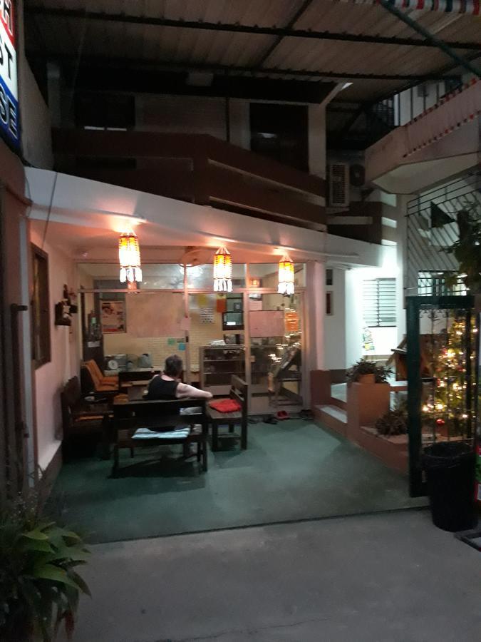 Dutch Guest House Chiang Mai Exterior foto