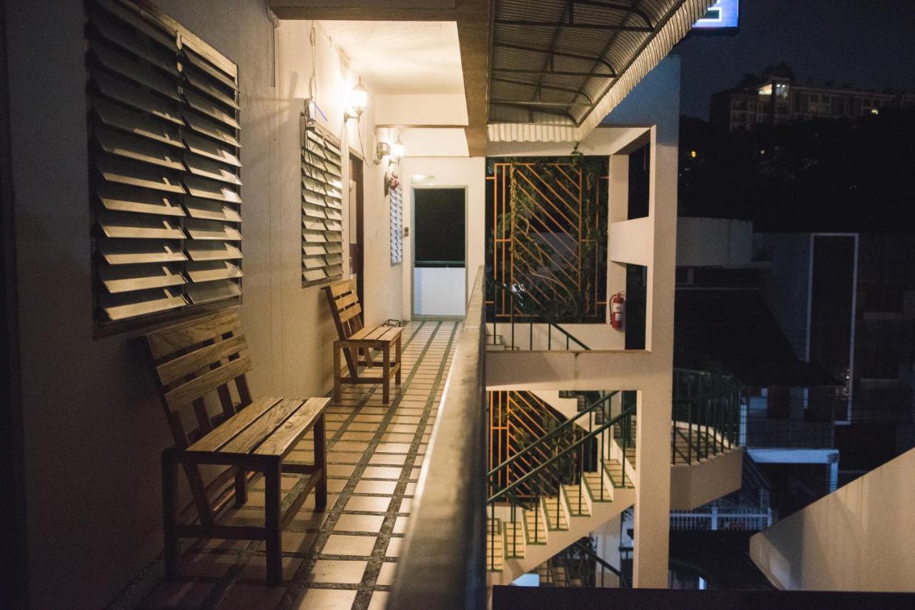 Dutch Guest House Chiang Mai Exterior foto